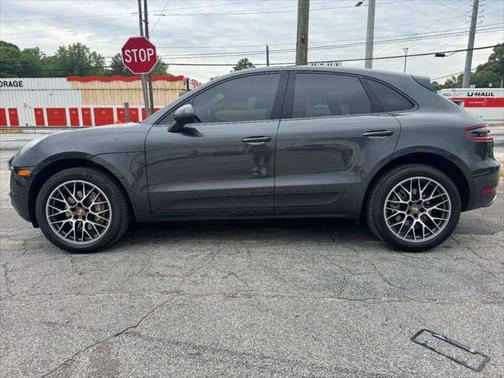 2017 Porsche Macan Base