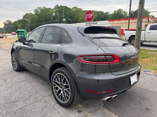 2017 Porsche Macan Base