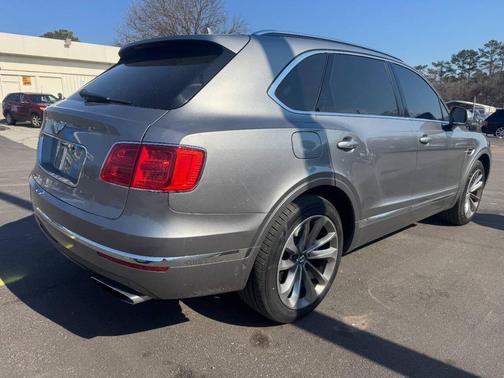 Silver 2017 Bentley Bentayga W12