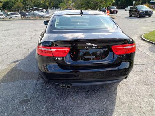 2017 Jaguar XE 20d Premium 4dr Sedan