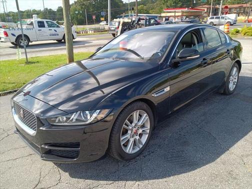 2017 Jaguar XE 20d Premium 4dr Sedan