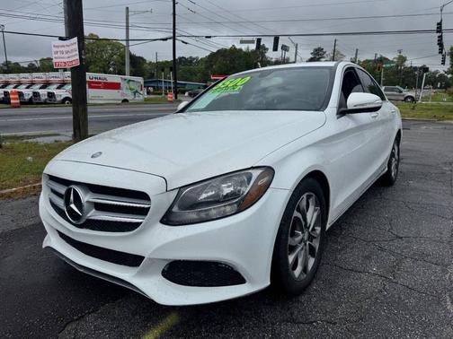 2015 Mercedes-Benz C-Class C 300 4dr Sedan