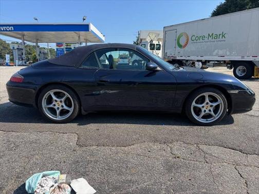 2003 Porsche 911 Carrera 4