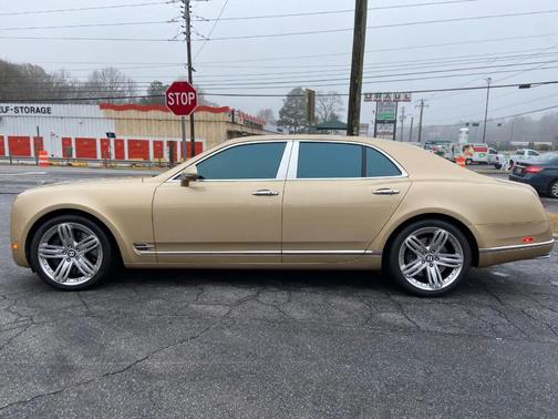 Photo 3 of 30 of 2013 Bentley Mulsanne Base