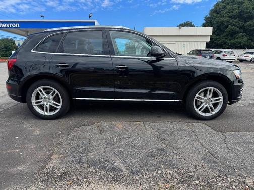 2017 Audi Q5 2.0T Premium Plus