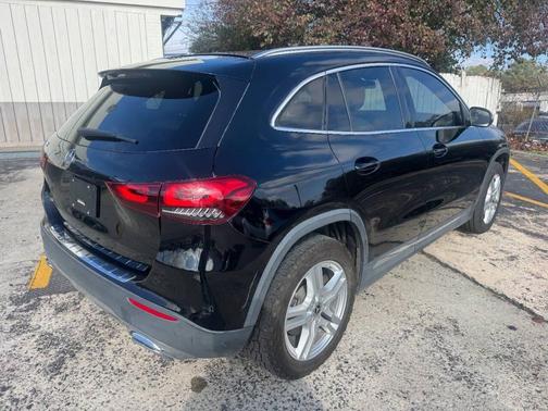 2021 Mercedes-Benz GLA 250 Base 4MATIC