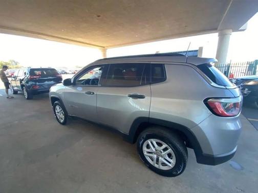 Billet Silver Metallic Clearcoat 2020 Jeep Compass Sport