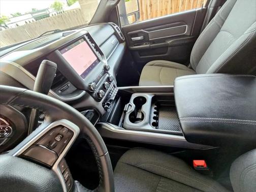 2023 RAM 3500 Big Horn Crew Cab 4x4 8' Box