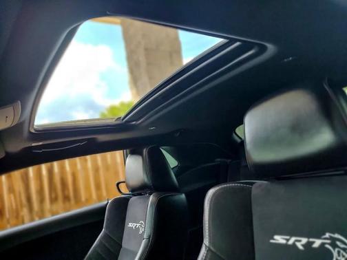 2017 Dodge Challenger SRT Hellcat
