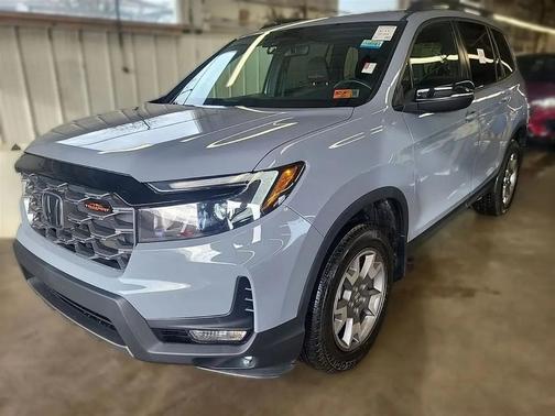 2023 Honda Passport AWD TrailSport