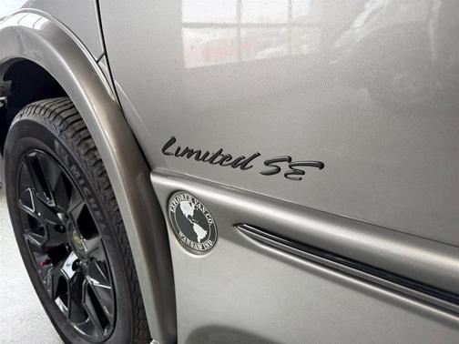 2025 Chevrolet Express 2500 RWD 2500 Regular Wheelbase WT