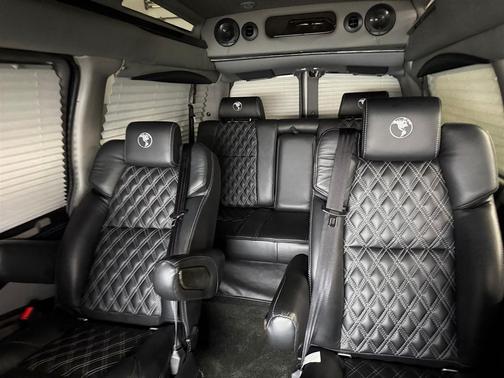 2025 Chevrolet Express 2500 RWD 2500 Regular Wheelbase WT