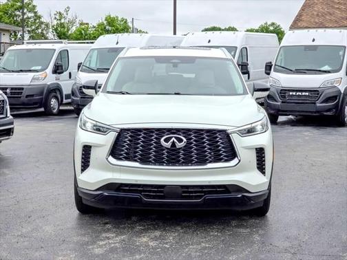 2024 INFINITI QX60 Luxe