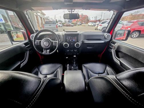 2014 Jeep Wrangler Unlimited Sahara