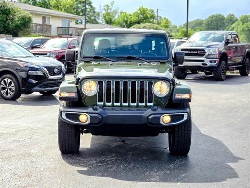 2021 Jeep Gladiator Overland