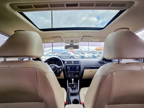 2016 Volkswagen Jetta 1.8T SEL