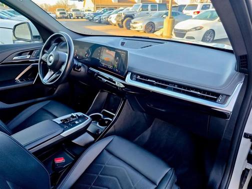 2025 BMW X1 xDrive28i