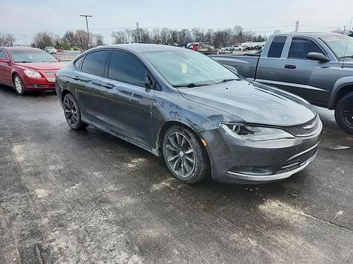 Granite Crystal Metallic Clearcoat 2015 Chrysler 200 S