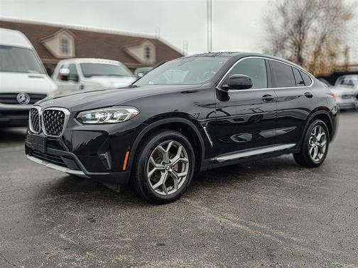 2024 BMW X4 xDrive30i