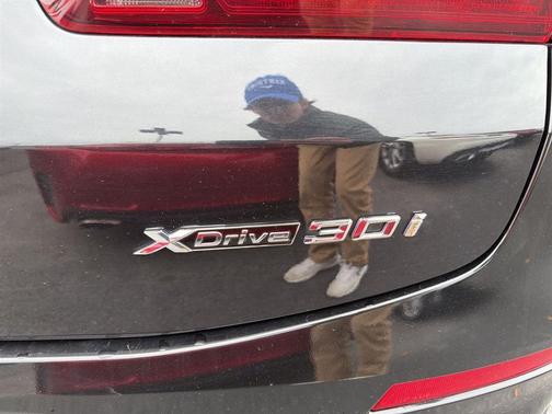 2024 BMW X4 xDrive30i