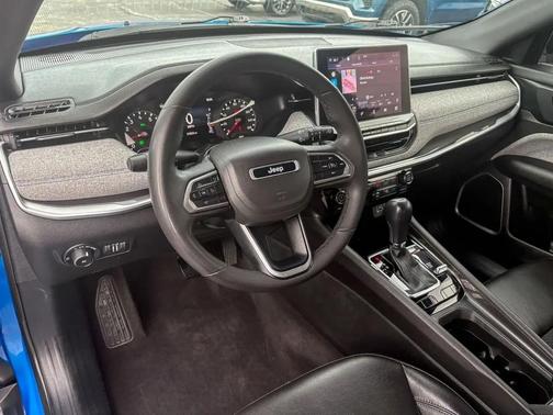 Laser Blue Pearlcoat 2023 Jeep Compass Latitude