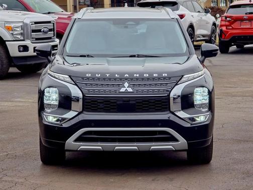 2024 Mitsubishi Outlander PHEV SEL