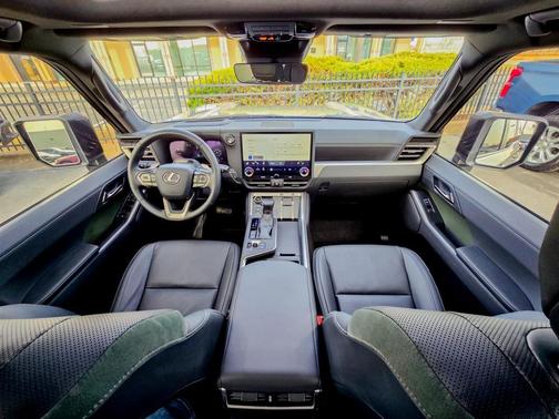 2024 Lexus GX 550 Premium