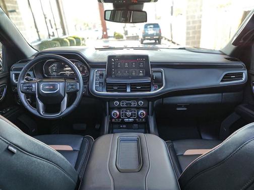 2024 GMC Yukon 4WD AT4