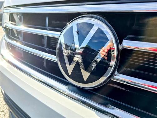 2024 Volkswagen Tiguan 2.0T SE 4MOTION
