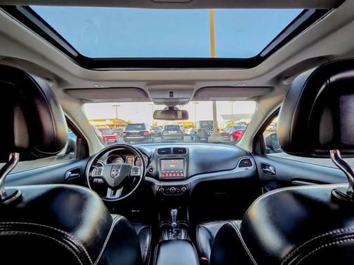 2020 Dodge Journey Crossroad