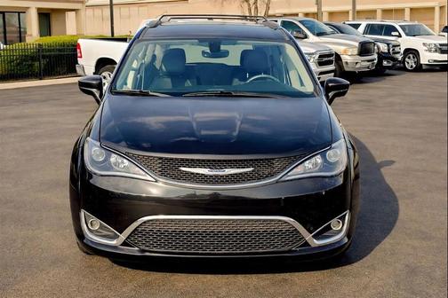 2019 Chrysler Pacifica Touring L