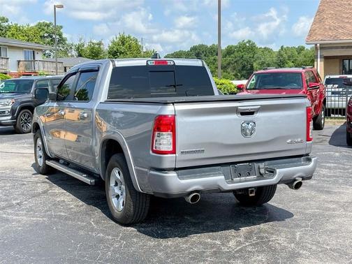 Billet Silver Metallic Clearcoat 2022 RAM 1500 Big Horn/Lone Star