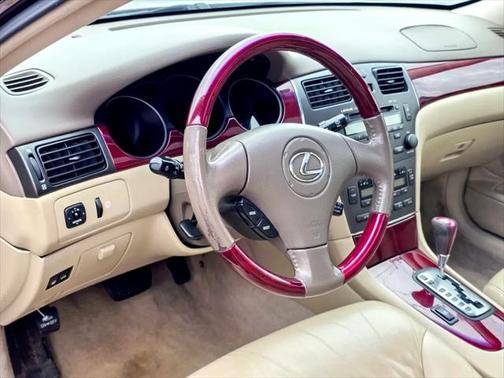 2004 Lexus ES 330 Base