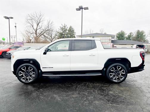 2025 GMC Sierra EV Extended Range Denali