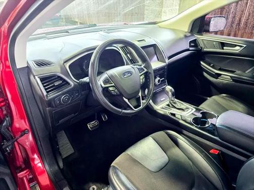 2018 Ford Edge Sport