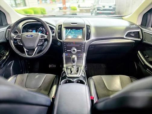 2018 Ford Edge Sport
