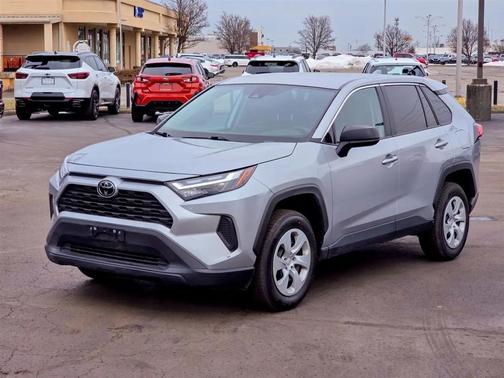 2024 Toyota RAV4 LE