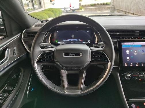 2022 Jeep Grand Cherokee L Overland