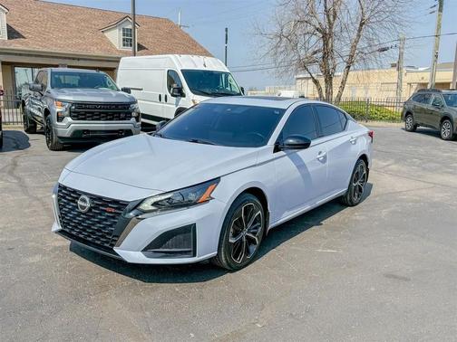 Gray 2024 Nissan Altima SR Intelligent AWD