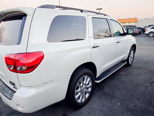2010 Toyota Sequoia Platinum