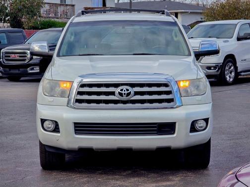 2010 Toyota Sequoia Platinum