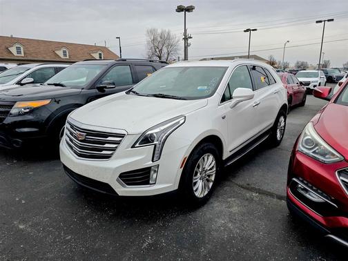 2017 Cadillac XT5 Base