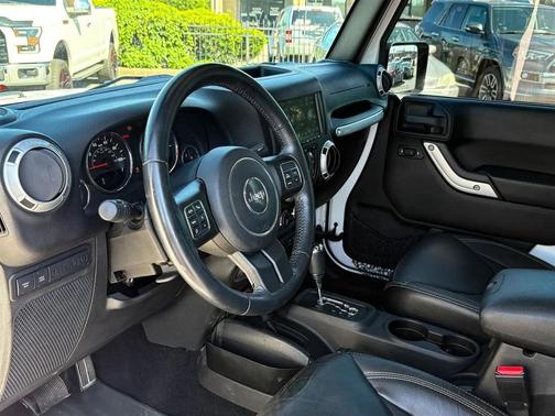 Bright White Clearcoat 2016 Jeep Wrangler Unlimited Rubicon