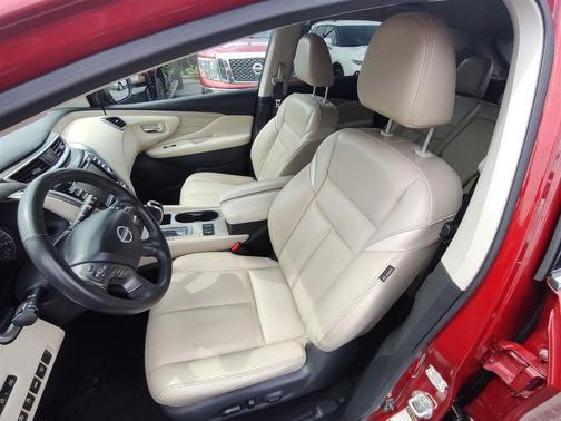 2023 Nissan Murano SL FWD