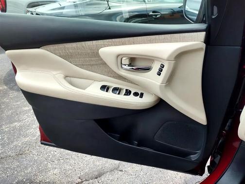 2023 Nissan Murano SL FWD