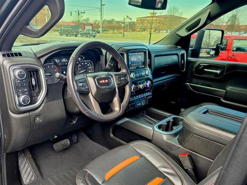 2022 GMC Sierra 2500 AT4