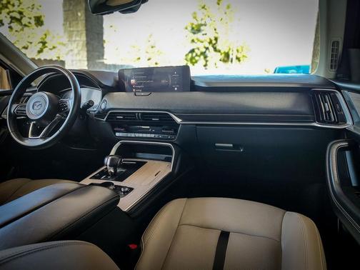 2025 Mazda CX-70 PHEV Premium Package