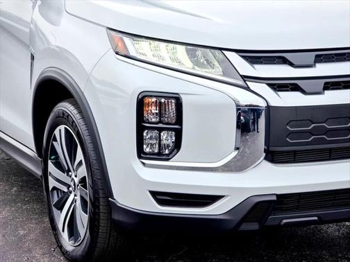 2024 Mitsubishi Outlander Sport SE