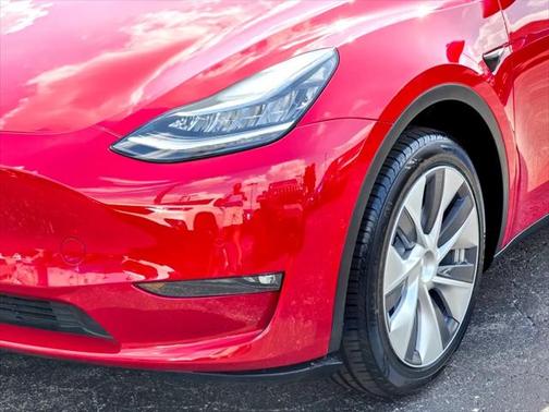 2021 Tesla Model Y Long Range Dual Motor All-Wheel Drive
