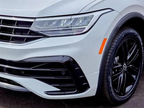 2022 Volkswagen Tiguan 2.0T SE R-Line Black 4MOTION